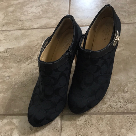 Coach Ankle Boots, Sz 7.5 - Picture 3 of 7